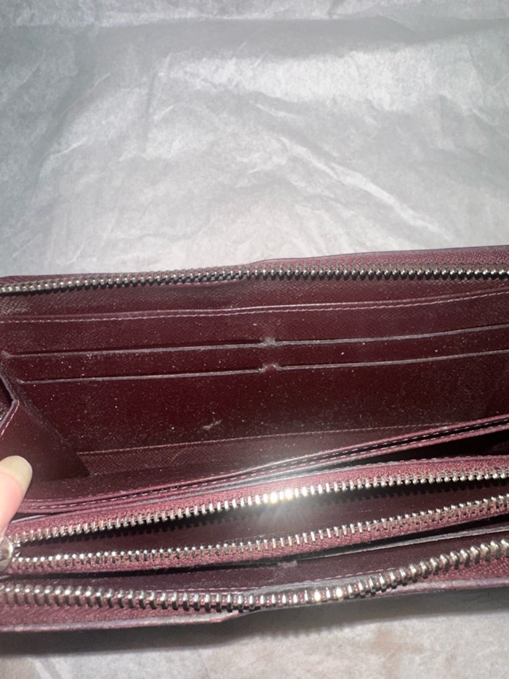 Louis Vuitton Zippy Epi Long Wallet in Burgundy EUC & COA - Picture 14 of 16